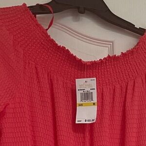 Beautiful on/off shoulder dress - perfect for summer